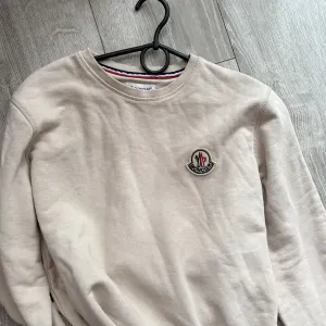 Moncler свитшот , світшот