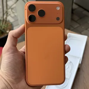 iPhone 17 Pro Max 256gb Cosmic Orange фізична сім