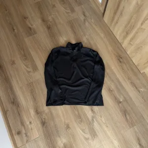 Чоловіча кофта  лонгслів Nike  ( розмір XL)