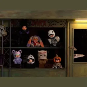 Оригінал ‼️ Pop Mart Hirono After Dark Series Plush Doll Pendant