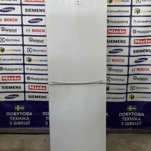 Холодильник б/в Electrolux 175см нижня морозилка 4* 109л #08389
