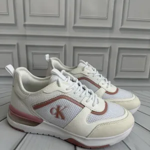 Жіночі білі кросівки Calvin Klein Jazmeen