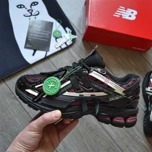 Чоловічі кросівки New Balance 1906A Protection Pack Black Dragon Berry