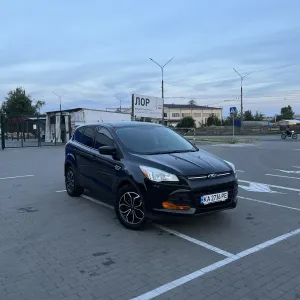 Продам  Ford Escape
