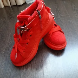 Кеды  новые       .