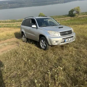 Продам Toyota Rav 4 2,0 дизель