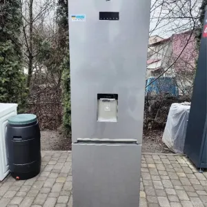 Продам Б/У Холодильник BEKO RCNA406E40ZXBN.2023 рік Інверторний.
