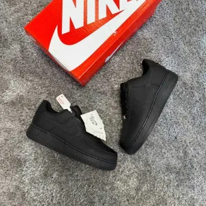 Кросівки Nike Air Force 1 low Black Classic чорні найк аір форс форсы