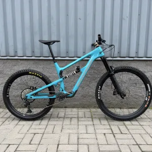 Карбоновий велосипед двопідвіс 2023 Nukeproof Mega 297 Carbon