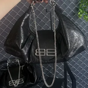 Шкіряна сумка Balenciaga Small Pamela