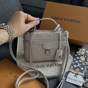 Сумка Louis Vuitton в натуральній шкірі, vanity chain pouch, lv , луі вітон