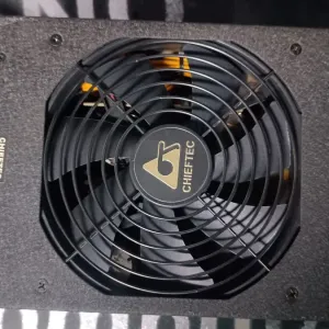 Блок живлення преміальний,ігровий топовий Chieftec Navitas 1250W сертифікат Gold,пломба , стан нового, потужний