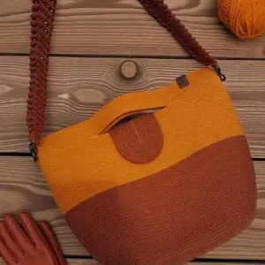Сумка зручна на плече з ручками на кожен день. Теракотова. Handmade