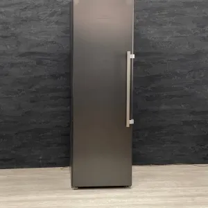 Виставка Однокамерний Холодильник LIEBHERR RBbsc5250 NoFrost  DynaCool PowerCooling