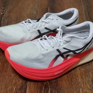 Оригінал 100% чоловічі кросівки Asics Metaspeed Sky Plus   EUR 48
