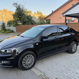 Продам свій власний авто Volkswagen Polo 2016 рік 1,6Мрі