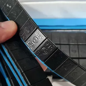 Грузики коліс для балансування , Грузики клееные 12х5г 100 полосок 6кг