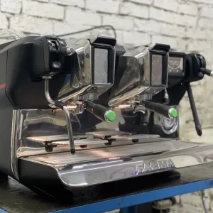 Кавомашина професійна Faema E71 Total Black A/2