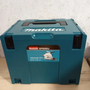 Занурювальна дискова пила Makita SP6000J