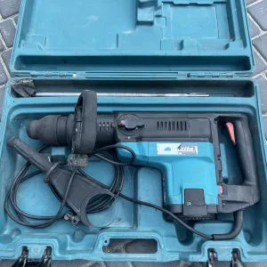 Продам перфоратор , відбійний молоток  MAKITA 5001 C