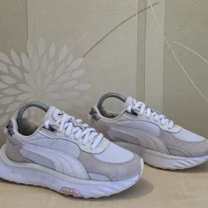 Жіночі кросівки Puma оригінал розмір 36
