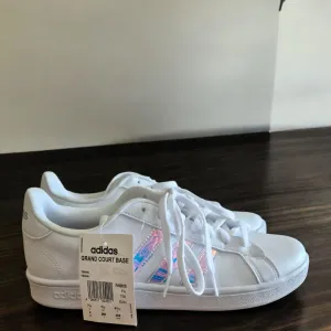 Жіночі кросівки Adidas Grand Court Performance(Оригінал)41-26см.