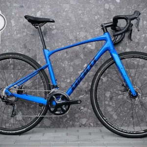 Гравійний велосипед Giant Revolt Shimano 105