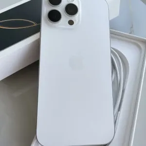 Apple iPhone 16 Pro Max White 256 Gb Never Lock