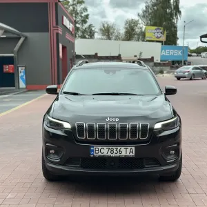 Продам Jeep Cherokee