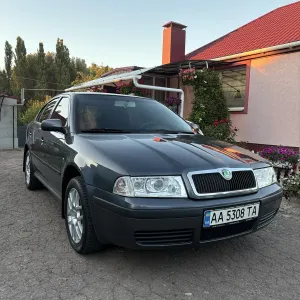 Шкода Октавія Тур