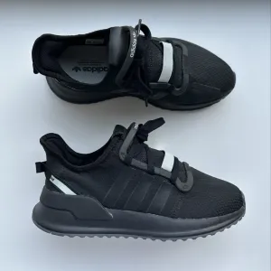 Кросівки жіночі Adidas U_Path Run «Core Black», розмір 38