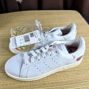 ОРИГІНАЛ 100% Жіночі кросівки Adidas Stan Smith(Шкіра)Розміри 36-41