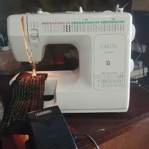 Швейна машинка налагоджена механіком , обслугована, готова до роботи