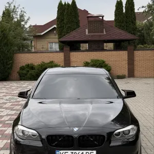 BMW 528I задний привод, в отлчином состоянии 2.0 Tvin Power Turbo