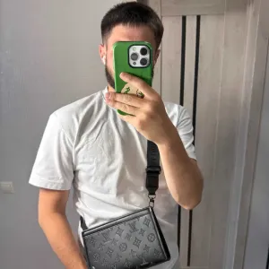 Сумка Louis Vuitton через плече | Бананка LV | Стильна барсетка Луї Віттон