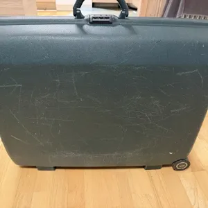 Валіза  дорожня /фірма Samsonite  розмір XL