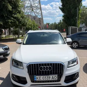 Продам Audi Q5 2016