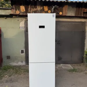 Холодильник Bosch 70 см . Продам. Доставкa