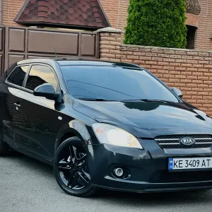 Хозяйский KIA Ceed 2008 г.в., 1.6 с ГБО-4