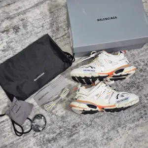 Кроссовки Balenciaga Track 1 Led | Кроссовки Баленсиага Трак Лед Balenciaga track 1 track 2 Balenciaga Runner | Траки Баленса | Баленсиага траки 1 лед