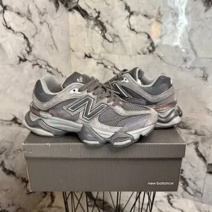New Balance 9060 Grey кросівки ню беланс 9060 сірі