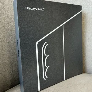 Samsung Galaxy Fold 7 12GB/256GB Jetblack New
