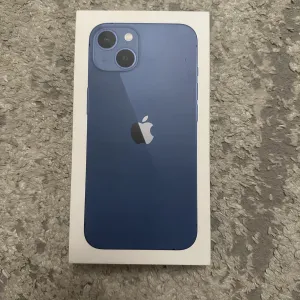 Продам iphone 13 128gb