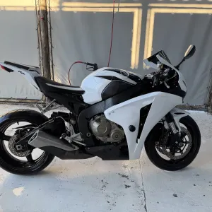 Honda cbr1000rr 2008