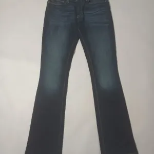 Джинси жіночі levis demi curve boot w30 l34