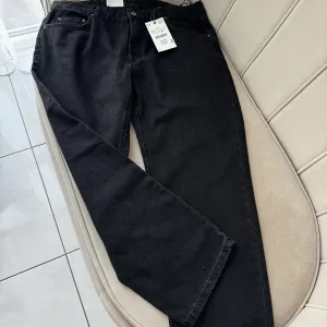 Чорні джинси від Zara ХЛ