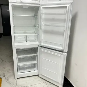 Холодильник з доставкою Indesit DS316W, гарантія, занос