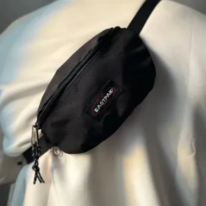 Сумка через плече/на пояс Eastpak Spinger EK074 Chuppachop,2 кольори