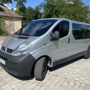 Renault Trafic 2 1.9 Long 8+1
