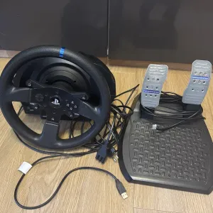 Ігрове кермо Thrustmaster T300 RS  1080° (logitech)